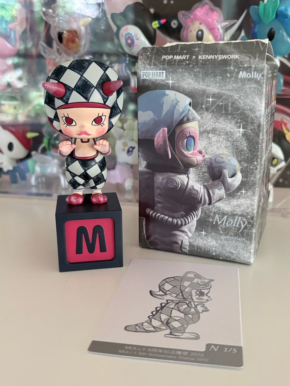 POP MART Molly anniversary statues classical retro series - Dino Molly (Red ver)